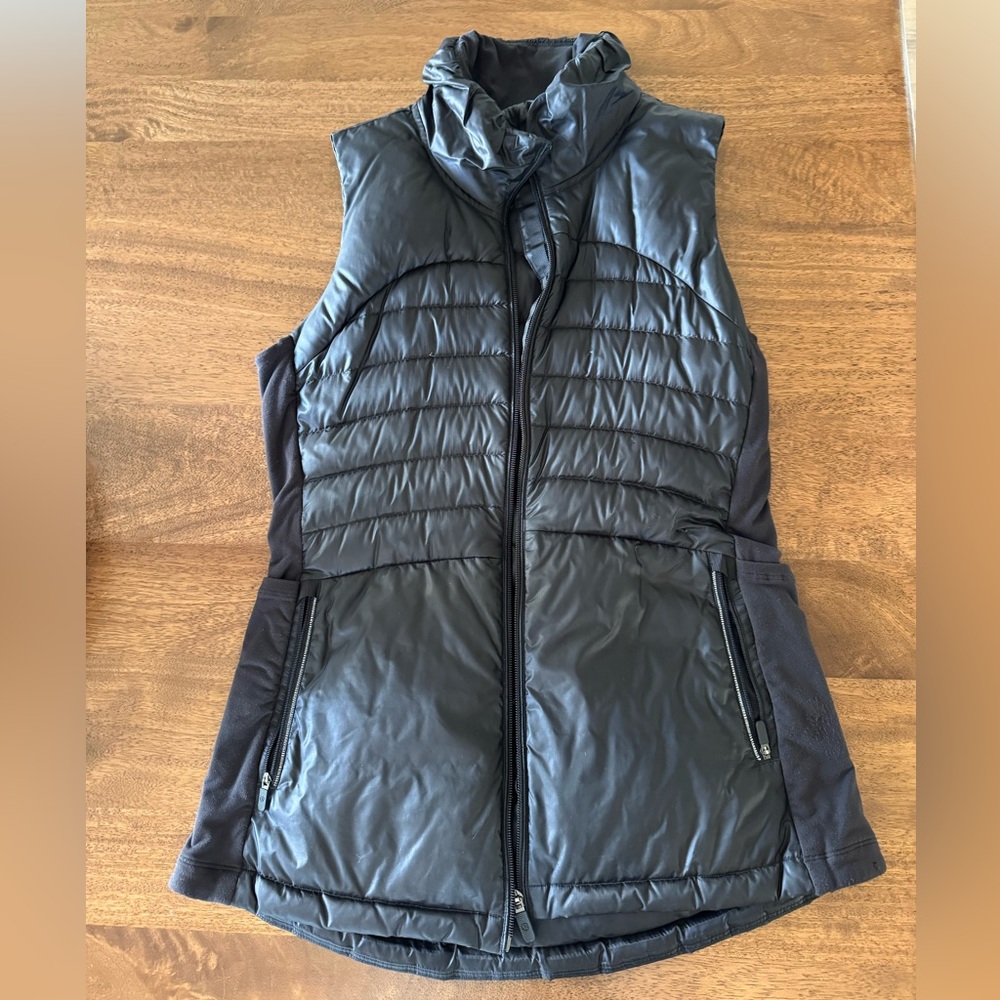 Women's Lululemon Black Puffer Vest (Size 6)